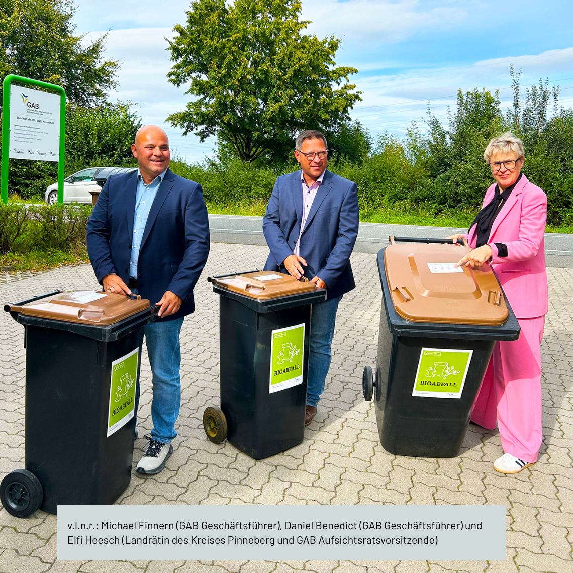 v.l.n.r. michael finnern (gab geschäftsführer), daniel benedict (gab geschäftsführer) und elfi heesch (landrätin des kreises pinneberg und gab aufsichtsratsvorsitzende)