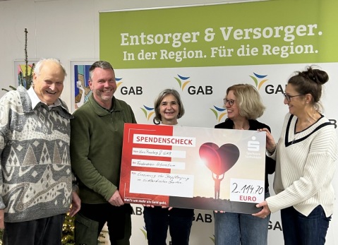 Scheckübergabe Flohmarkt am 8.12.25