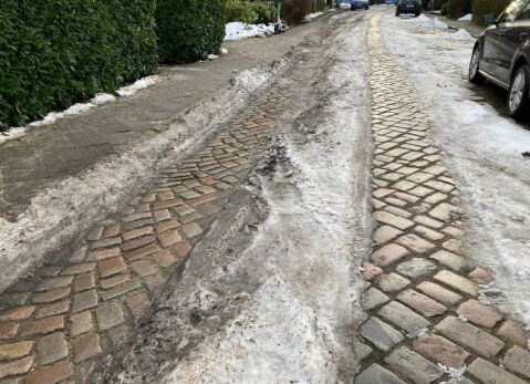 Matsch und Eis auf Straßen (1140 x 825 px)