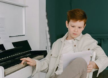 Idee Leon_pexels-mikhail-nilov-380x275 Idee Leon_pexels-mikhail-nilov-380x275